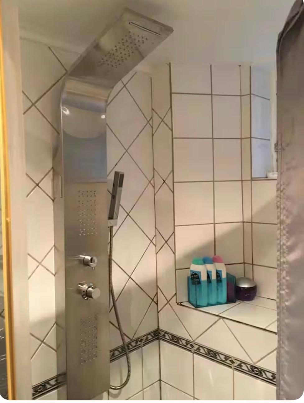Apartment Vakker, Svaert Sentral Med 3 Soverom