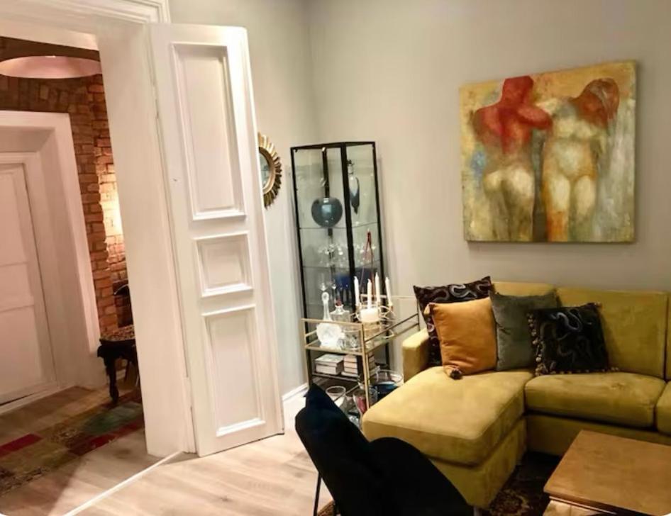 Apartment Vakker, Svaert Sentral Med 3 Soverom *